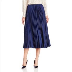 jcrew pleated skirt